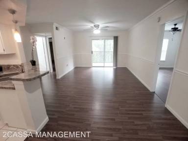 Main picture of The Crest at Waterford Lakes Condo