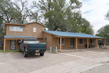 Main picture of 2115 Rice Ave NW - B