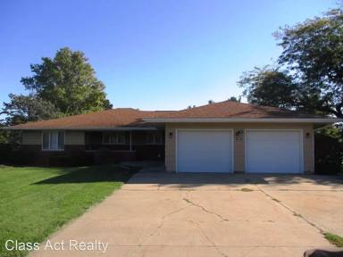 Main picture of 24827 Church St