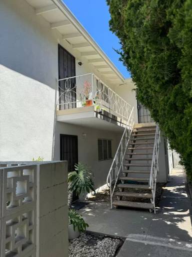Main picture of 1422 Madrid Ave
