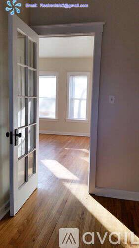 Main picture of 2657 N Spaulding Ave