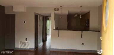 Main picture of 377 Ralph McGill Blvd NE