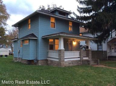 Main picture of 815 Poplar St