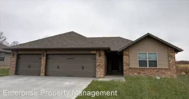 Main picture of 1055 S Calabria Ave
