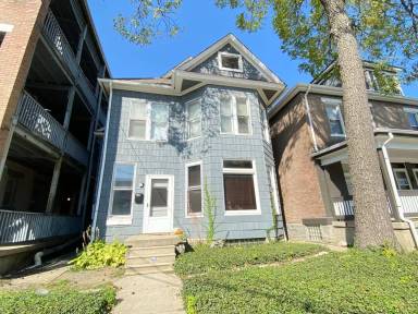 Main picture of 242 King Ave