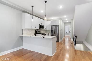 Main picture of 3037 W Sedgley Ave