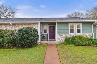 Main picture of 2800 Longmire Dr
