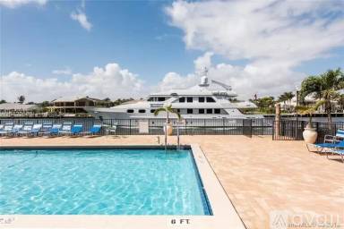 Main picture of 2017 S Ocean Dr
