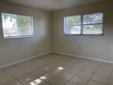Main picture of 1002 Southeast 12th Terrace - A