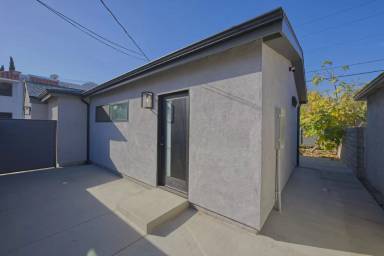 Main picture of 6411 Gentry Ave