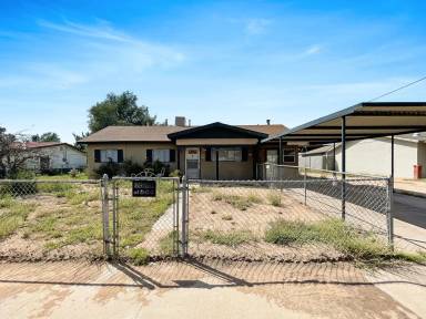 Main picture of 1321 N San Andres Dr