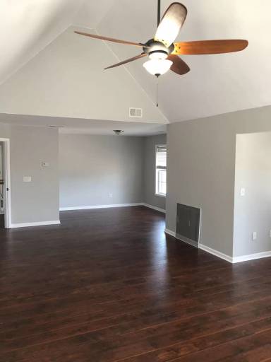 Main picture of 20 Savannah Cir