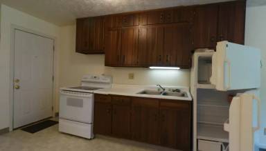 Main picture of 860 N Lincoln St