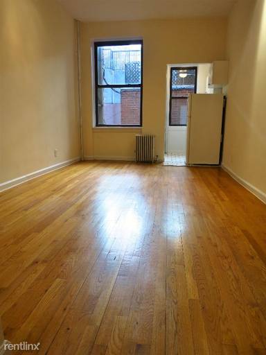 Main picture of 349 E 78th St