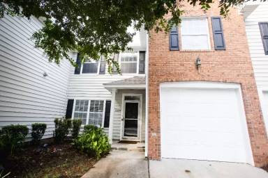 Main picture of 2204 Savona Quay