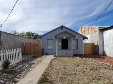Main picture of 222 A St