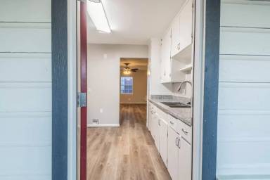 Main picture of 4817 Van Fleet St