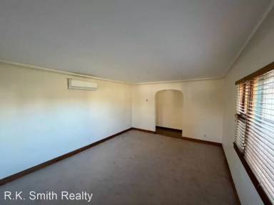 Main picture of 746 N Ringold St