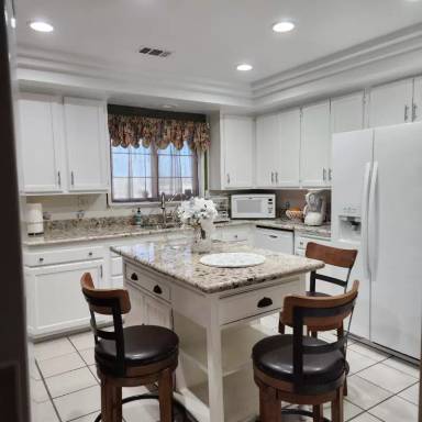Main picture of 6245 Arden Ave