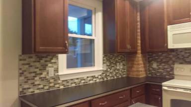 Main picture of 1000 Salem Ave