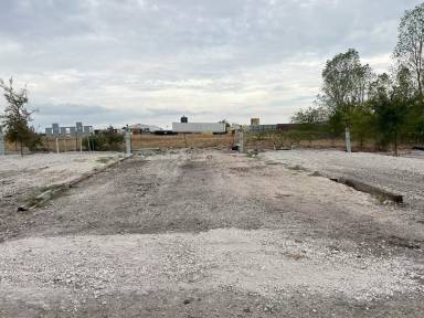 Main picture of 12400 Cleburne Hwy
