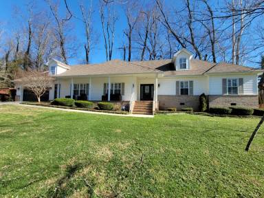Main picture of 858 Loweland Rd