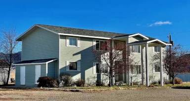 Main picture of 5 4th Ave SE