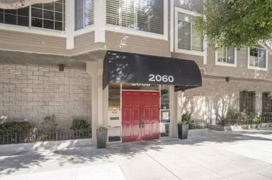 Main picture of 2060 Sutter St