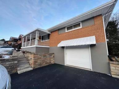 Main picture of 68 Meadowbrook Ave