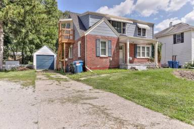 Main picture of 800 S Vine St