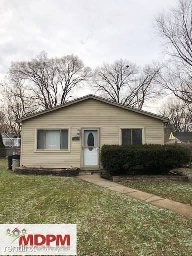 Main picture of 21627 Negaunee St