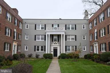 Main picture of 2032 37th St SE