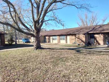 Main picture of 920 Countryside Ln