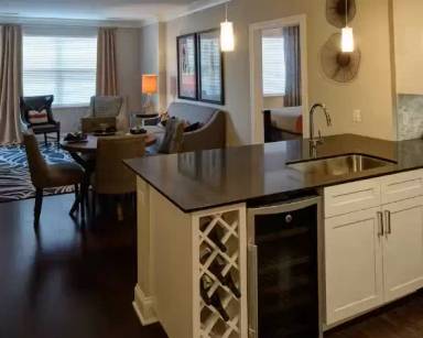 Main picture of 1520 Lake Cook Rd