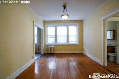 Main picture of 63 Woodstock Ave