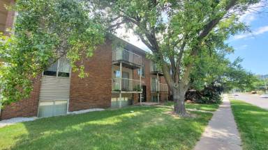 Main picture of 3331 Holdrege St