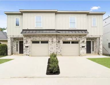 Main picture of 8131 Woodward St