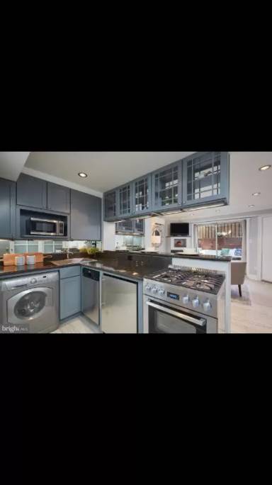 Main picture of 1723 Q St NW