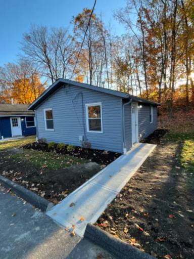 Main picture of 2 Exchange Park Dr