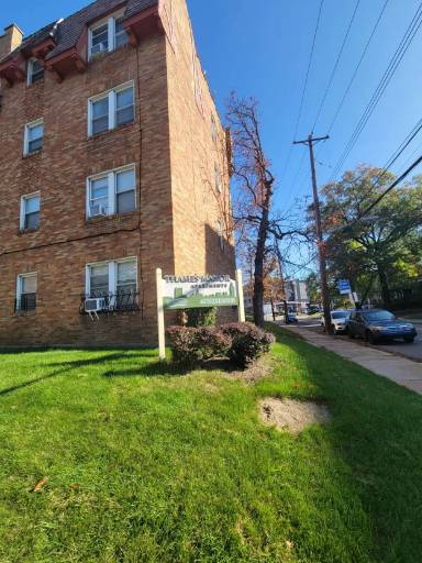 Main picture of 585-587 S Negley Ave