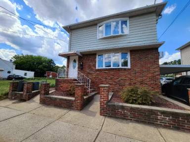 Main picture of 55 Dell Glen Ave