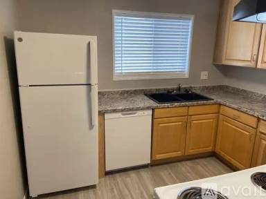 Main picture of 687 E Clarion Dr