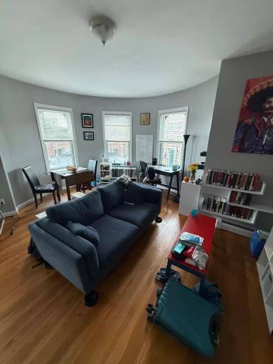 Main picture of 900 Huntington Ave
