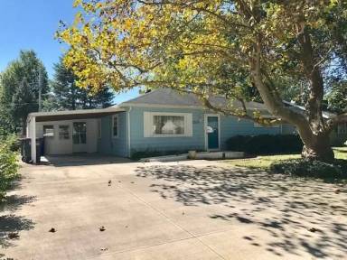 Main picture of 2533 Walker Ave