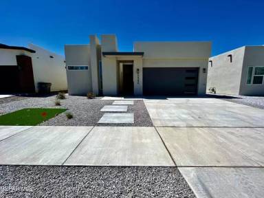 Main picture of 12344 Desert Heights Ct