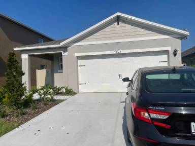 Main picture of 722 Chinoy Rd