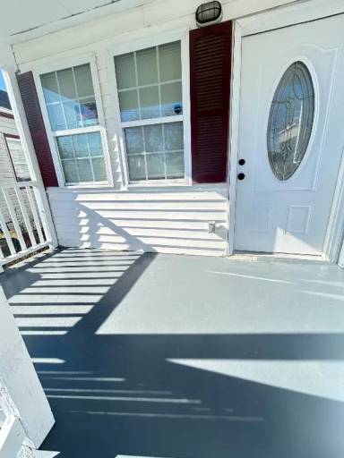 Main picture of 722 Langley Ave