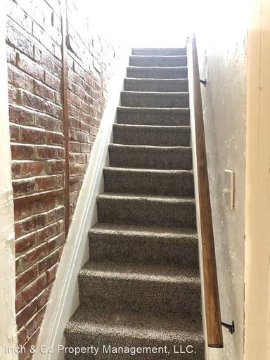 Main picture of 327 W Philadelphia St