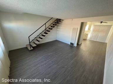 Main picture of 6928 Valmont St