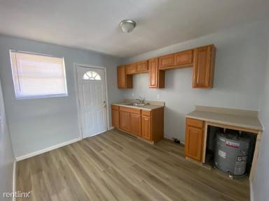 Main picture of 604 W 18th St